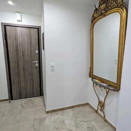 Athenian Charm, Two-bedroom Flat Apartment Athens