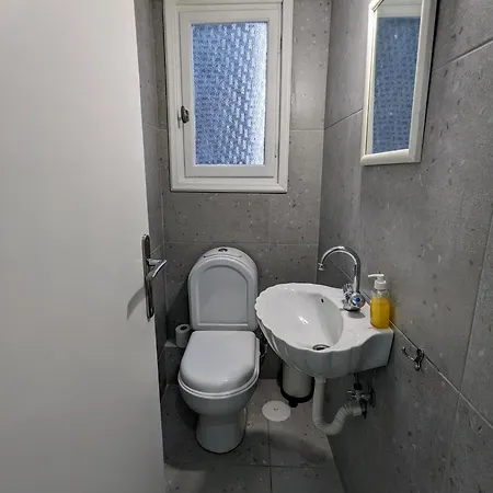Athenian Charm, Two-bedroom Flat * Athens